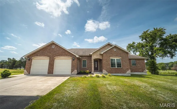 $385,000 | 501 Fleenor Road, Cuba, MO 65453