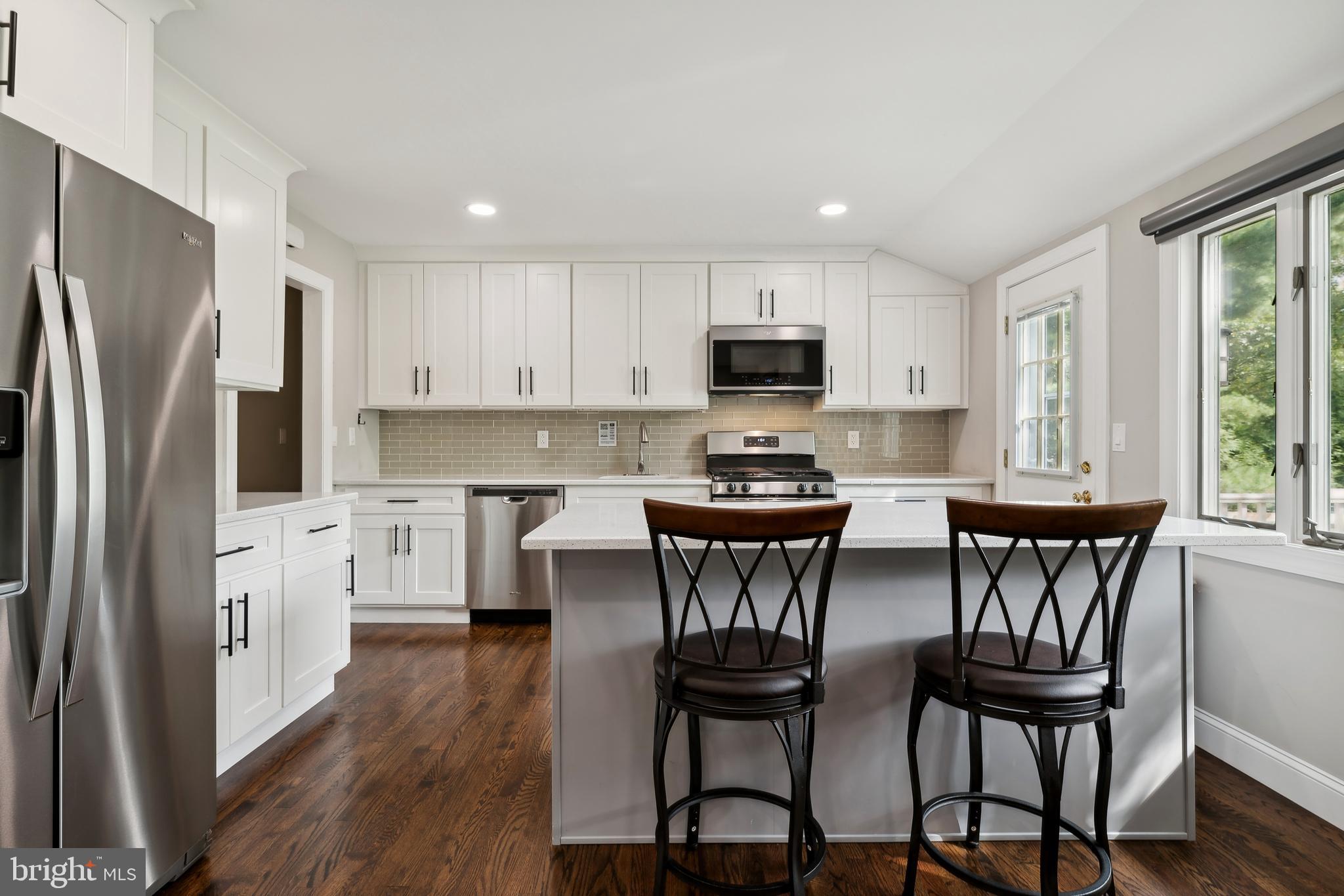 102 Jamestown Road Belle Mead, NJ 08502 - Photo 12 of 56