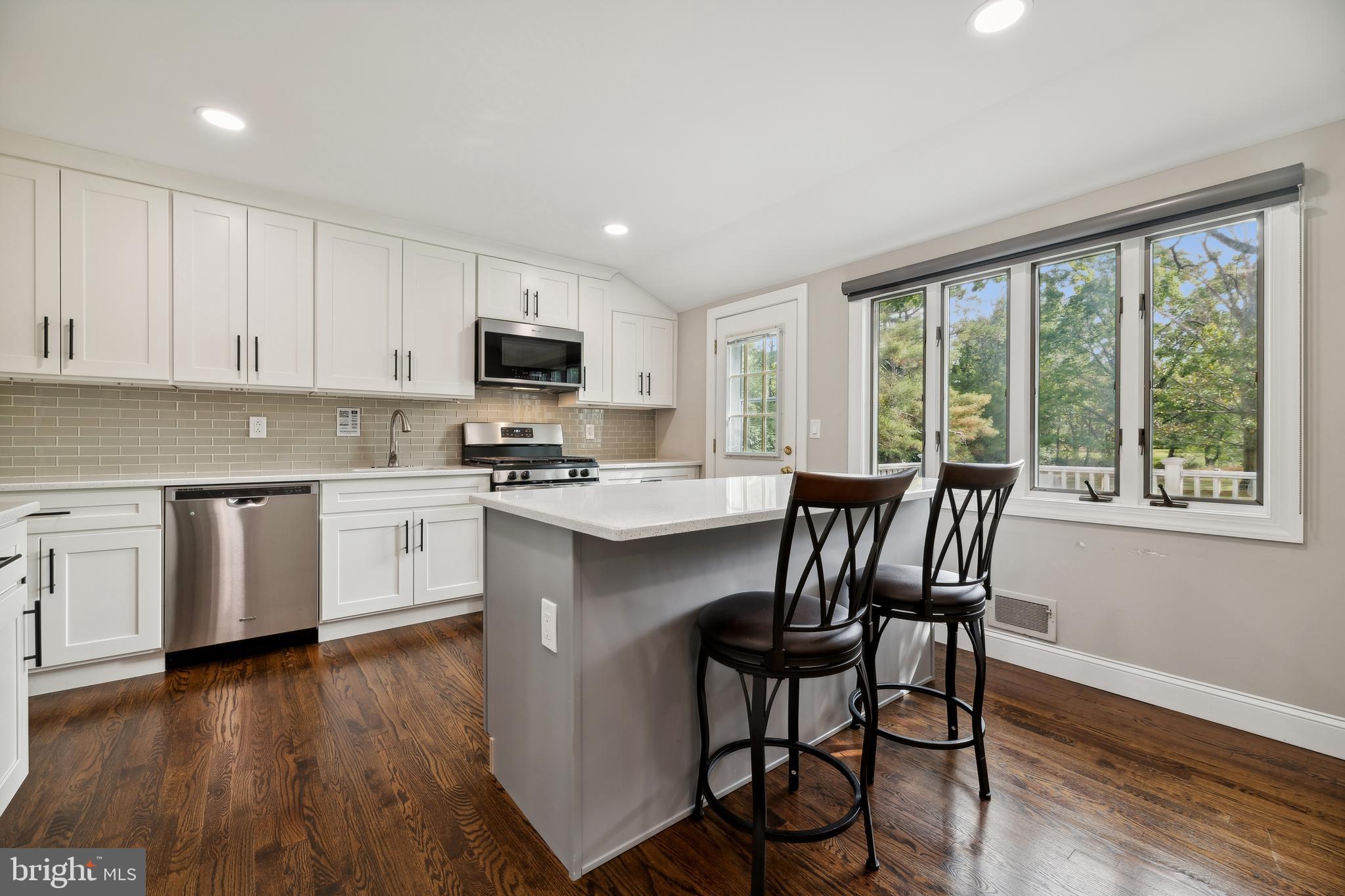 102 Jamestown Road Belle Mead, NJ 08502 - Photo 13 of 56