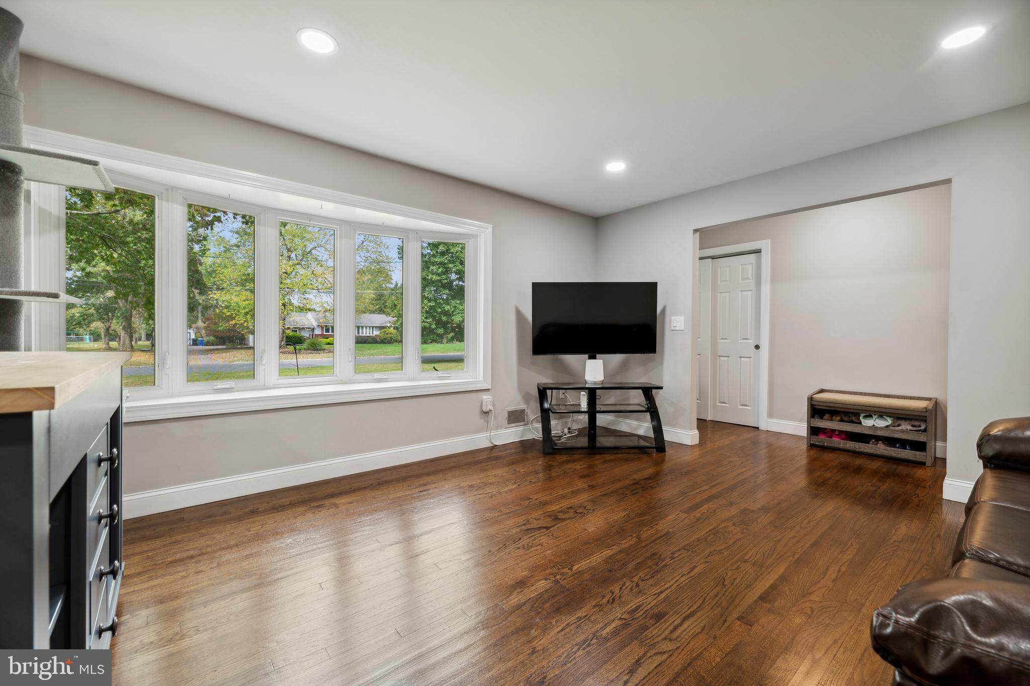 102 Jamestown Road Belle Mead, NJ 08502 - Photo 19 of 56