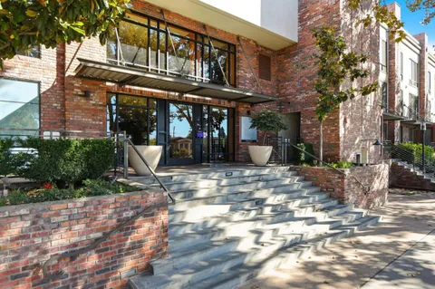 $398,000 | 1060 South 3rd Street, Unit 202, San Jose, CA 95112