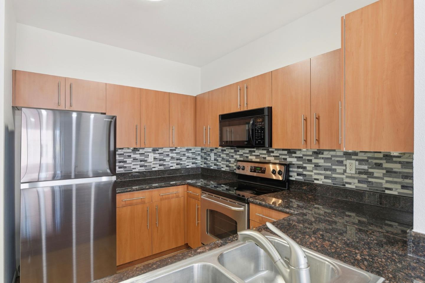 1060 South 3rd Street, Unit 202 San Jose, CA 95112 - Photo 9 of 37