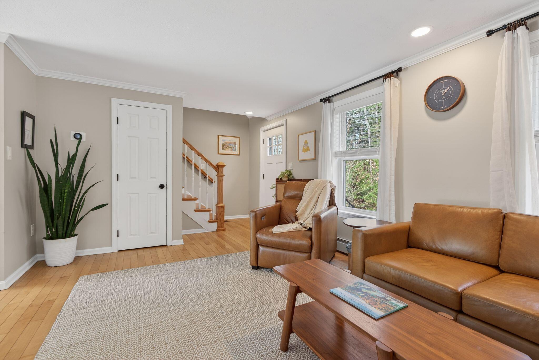 108 Baker Road Freeport, ME 04032 - Photo 11 of 43 Living Room