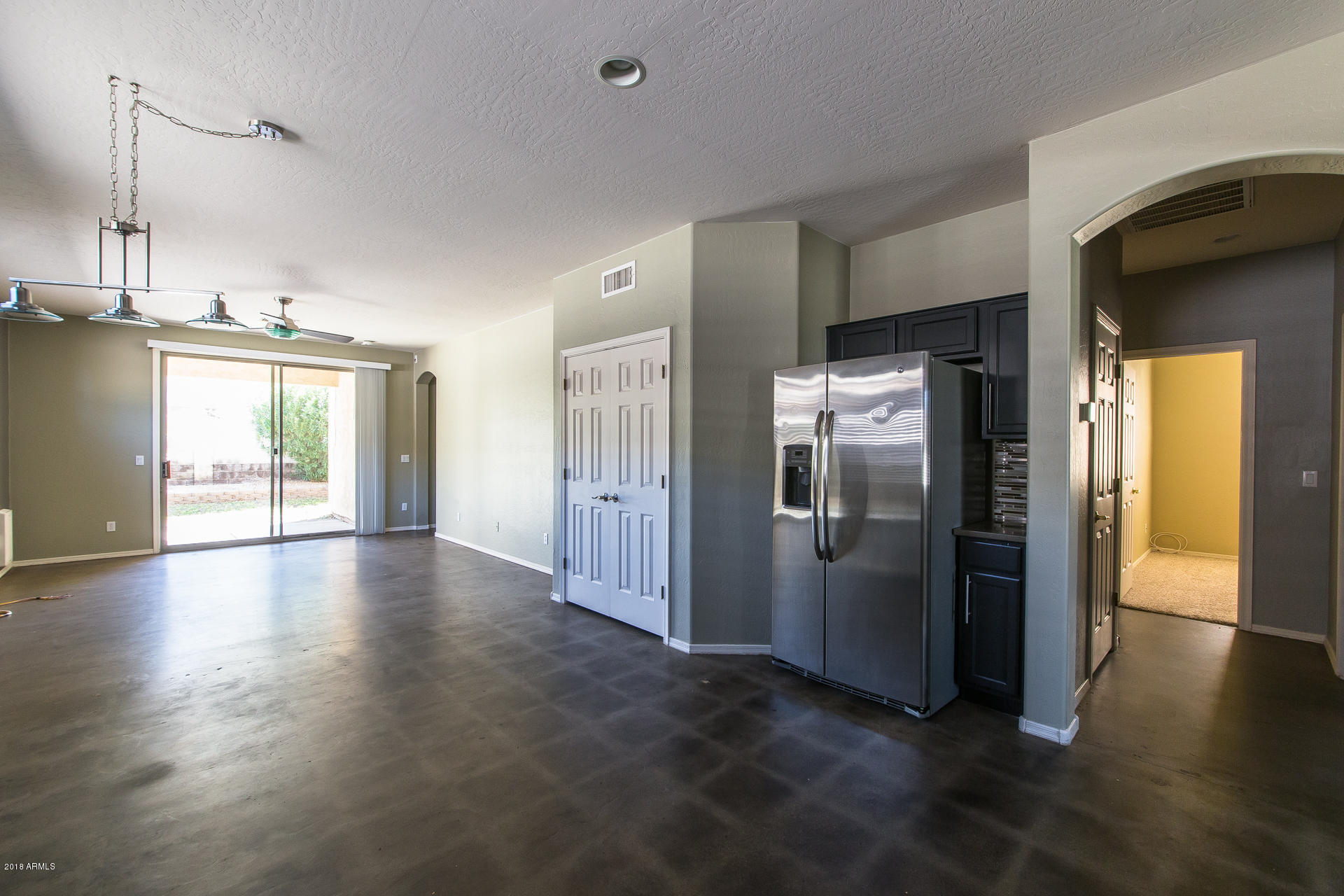 2609 East Carson Road Phoenix, AZ 85042 - Photo 9 of 25