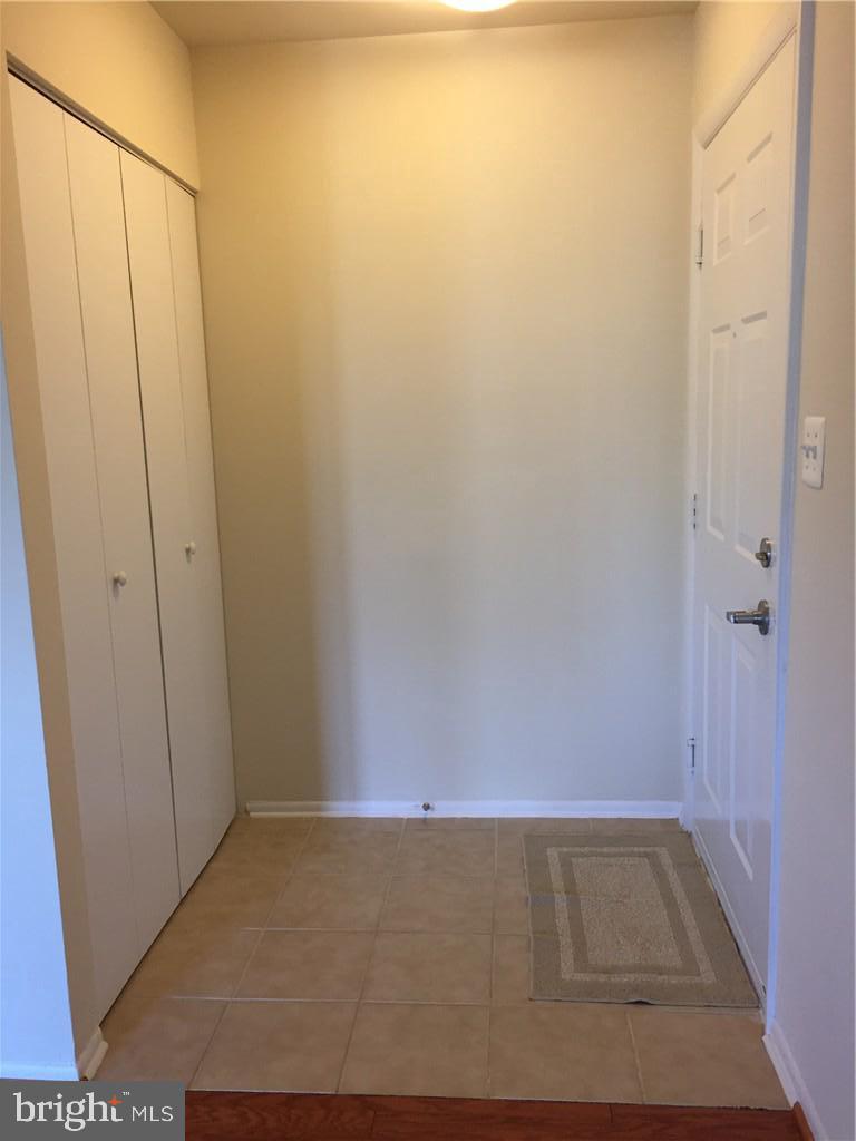 1727 Ascot Way, Unit C Reston, VA 20190 - Photo 2 of 25 Foyer