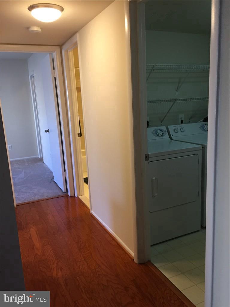 1727 Ascot Way, Unit C Reston, VA 20190 - Photo 11 of 25 Hallway