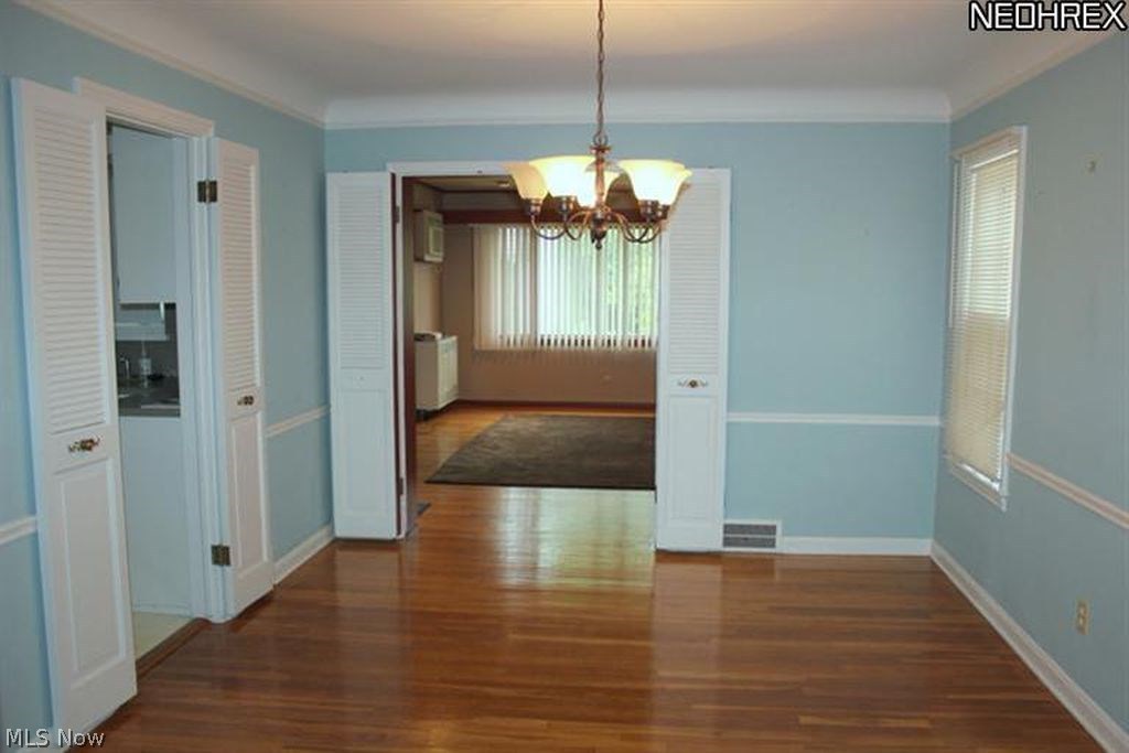 3882 Faversham Road Cleveland, OH 44118 - Photo 8 of 16 Gallery Image 8