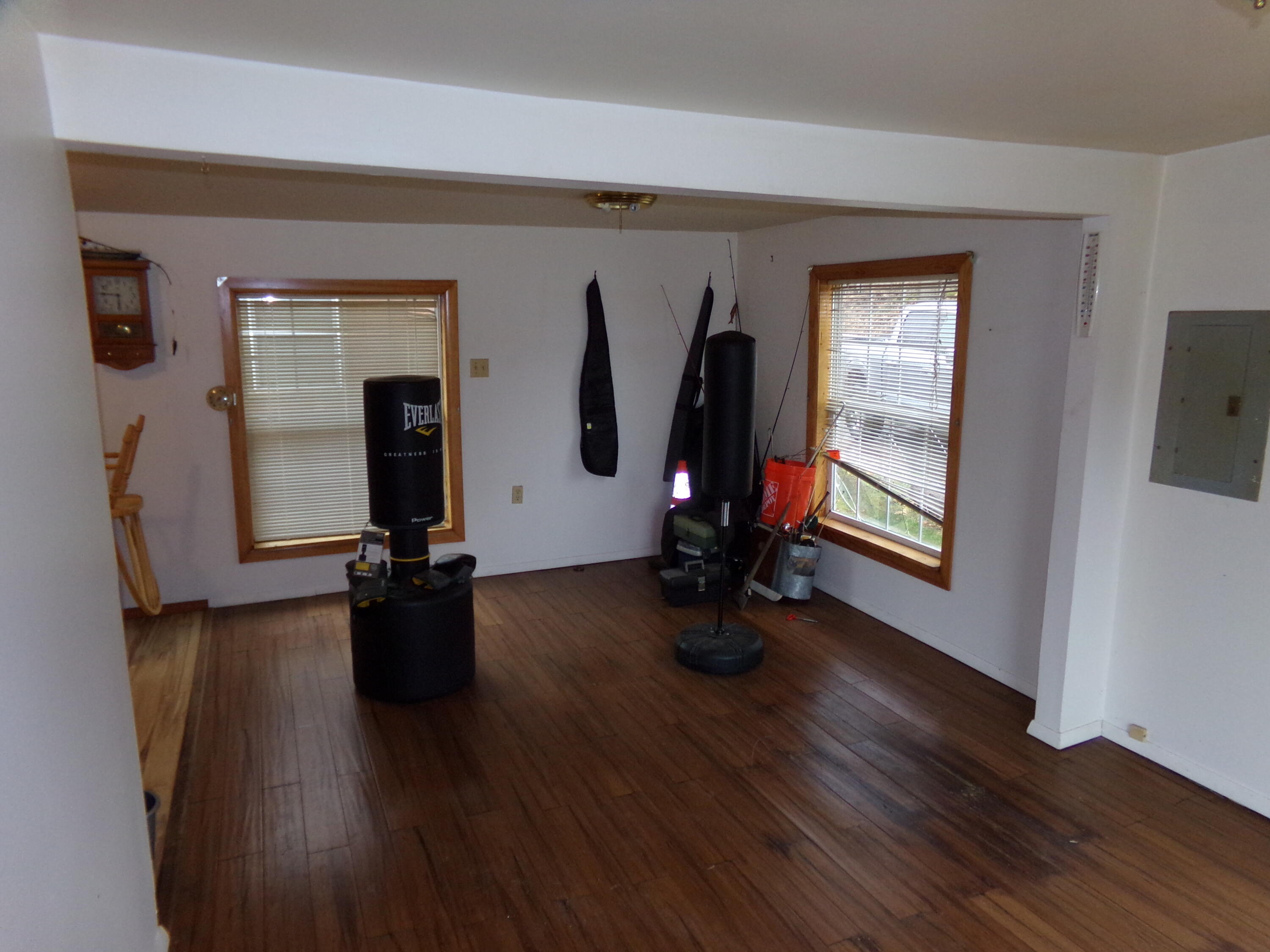 9554 Humphrey Road Reading, MI 49274 - Photo 5 of 16 100_0965