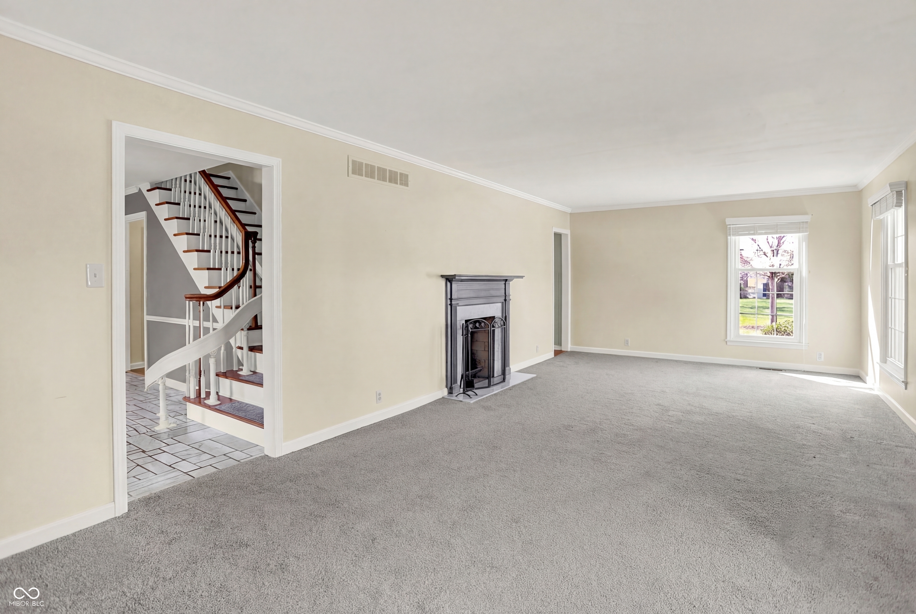 6325 Welham Road Indianapolis, IN 46220 - Photo 8 of 49