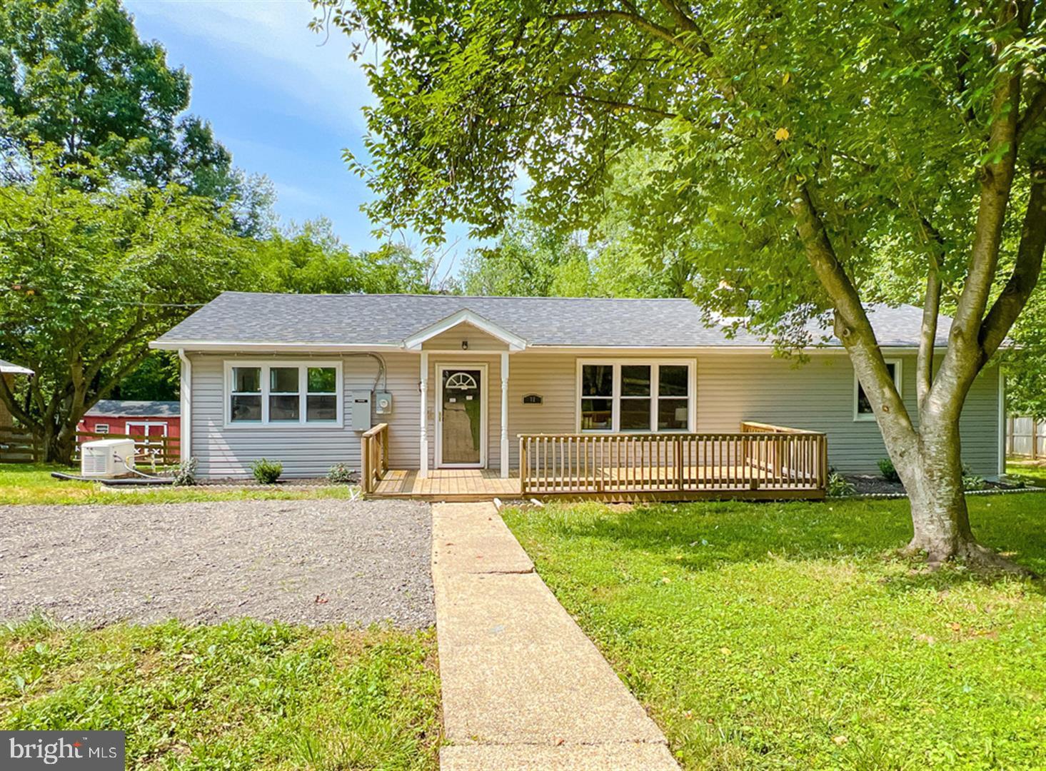 70 Jasmine Road Delta, PA 17314 - Photo 2 of 23 Gallery Image 2