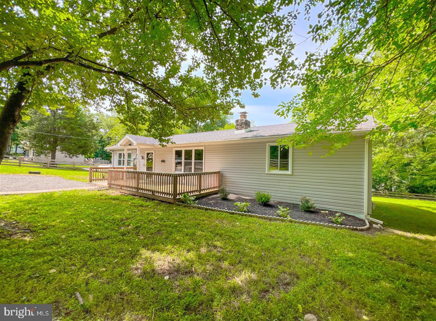 70 Jasmine Road Delta, PA 17314 - Photo 3 of 23 Gallery Image 3