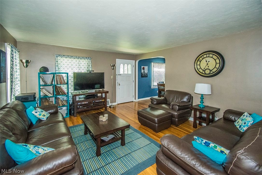 14517 Alger Road Cleveland, OH 44111 - Photo 33 of 35 Gallery Image 33