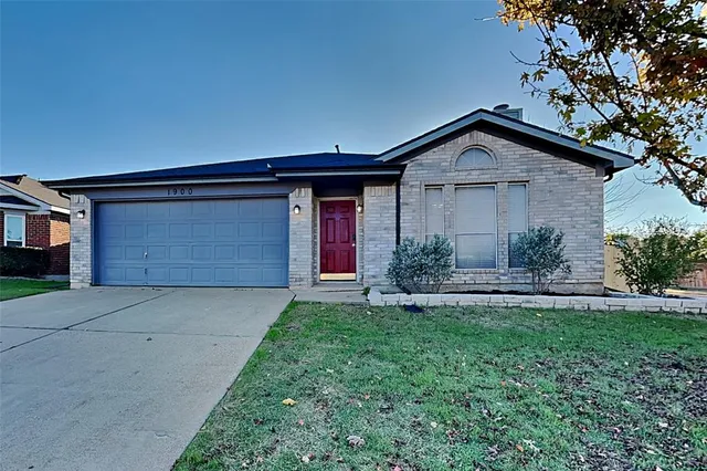 $1,950 | 1900 Cedar Tree Drive, Fort Worth, TX 76131