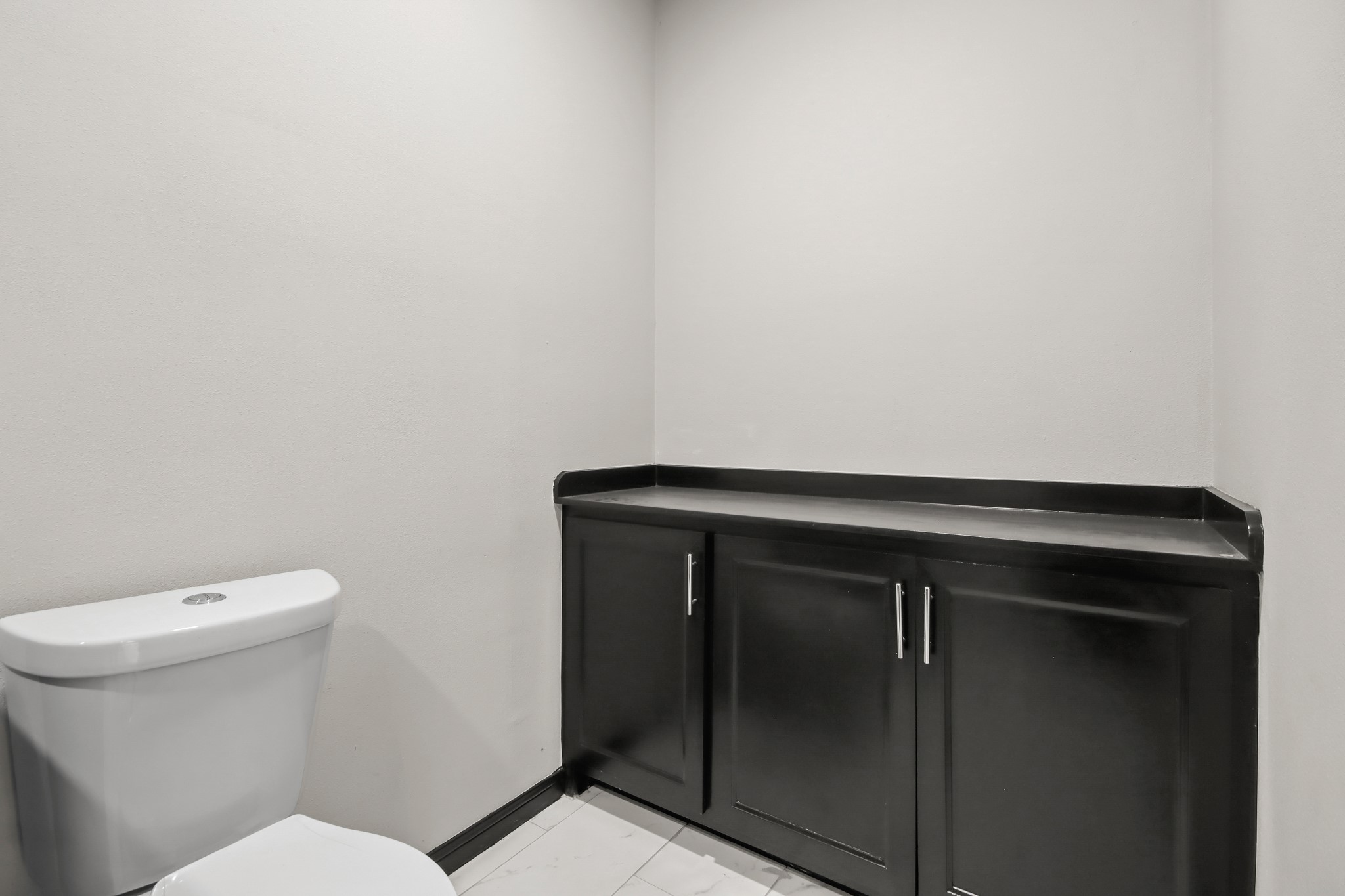 131 South Tyler Road Goodrich, TX 77335 - Photo 15 of 26 a bathroom with a toilet