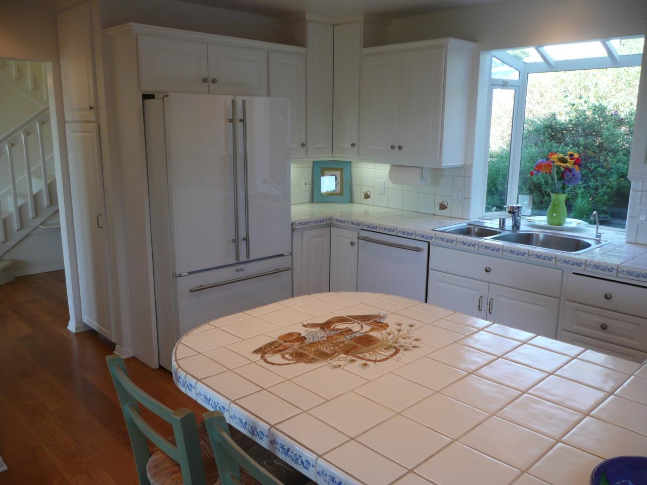 934 Medio Road Santa Barbara, CA 93103 - Photo 6 of 11 Kitchen II