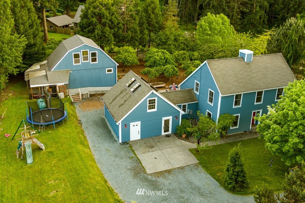 5699 Cameron Road Freeland, WA 98249 - Photo 3 of 38
