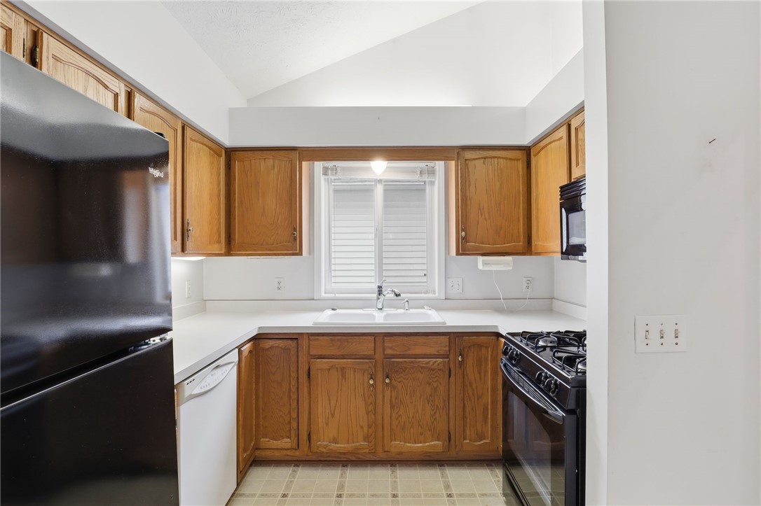 106 Cranbrook Terrace Webster, NY 14580 - Photo 11 of 31