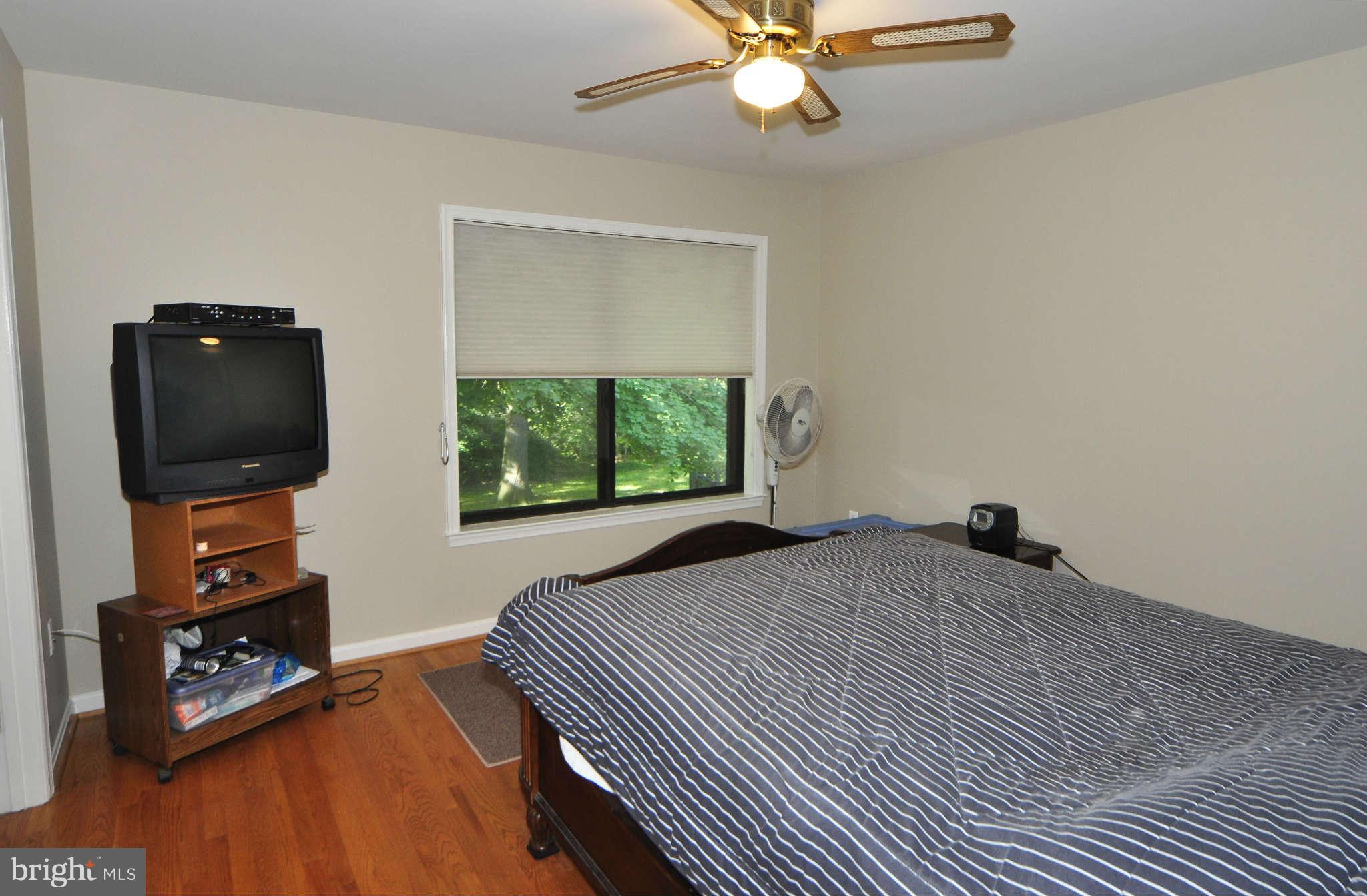1306 Northgate Square Reston, VA 20190 - Photo 15 of 25 Bedroom (Master)