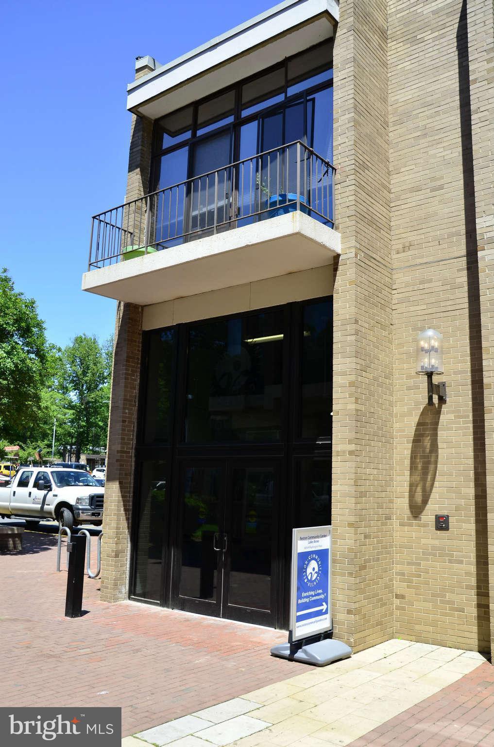 1306 Northgate Square Reston, VA 20190 - Photo 22 of 25 Community