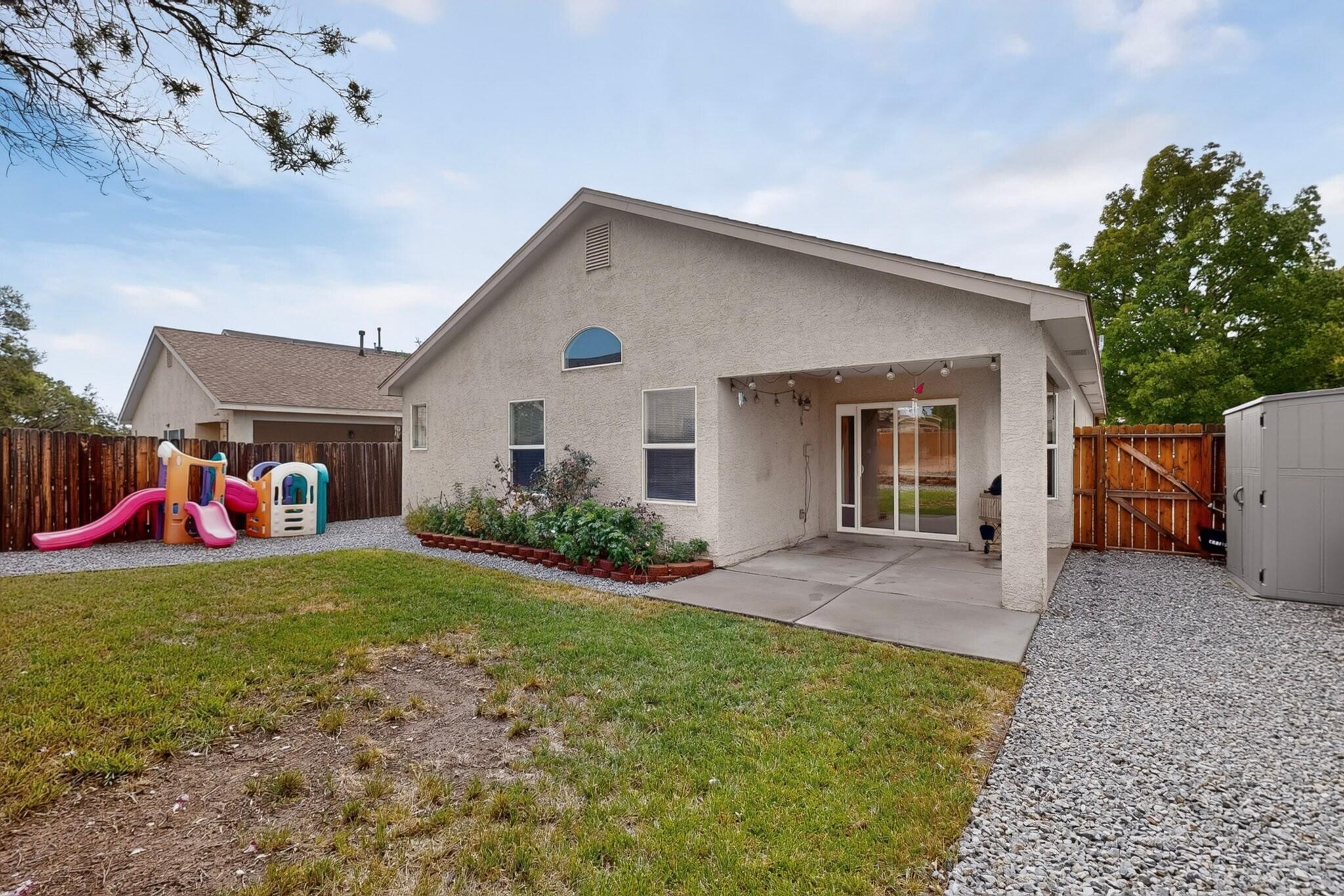 745 Morning Meadows Drive Rio Rancho, NM 87144 - Photo 38 of 43 Gallery Image 38