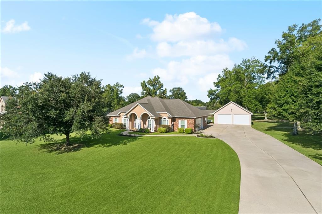 39787 Rou Mar Nei Drive Ponchatoula, LA 70454 - Photo 2 of 30