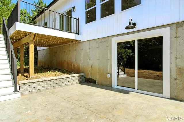 $384,900 | 1650 Brandywine Drive, De Soto, MO 63020