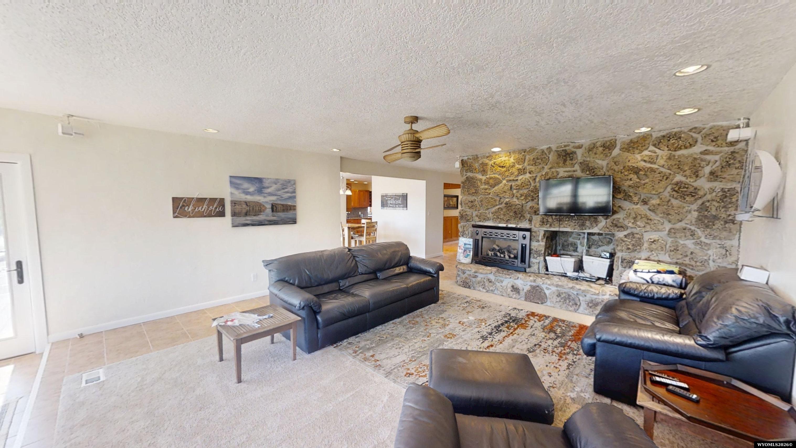 25624 Lakeview Road Alcova, WY 82620 - Photo 4 of 50