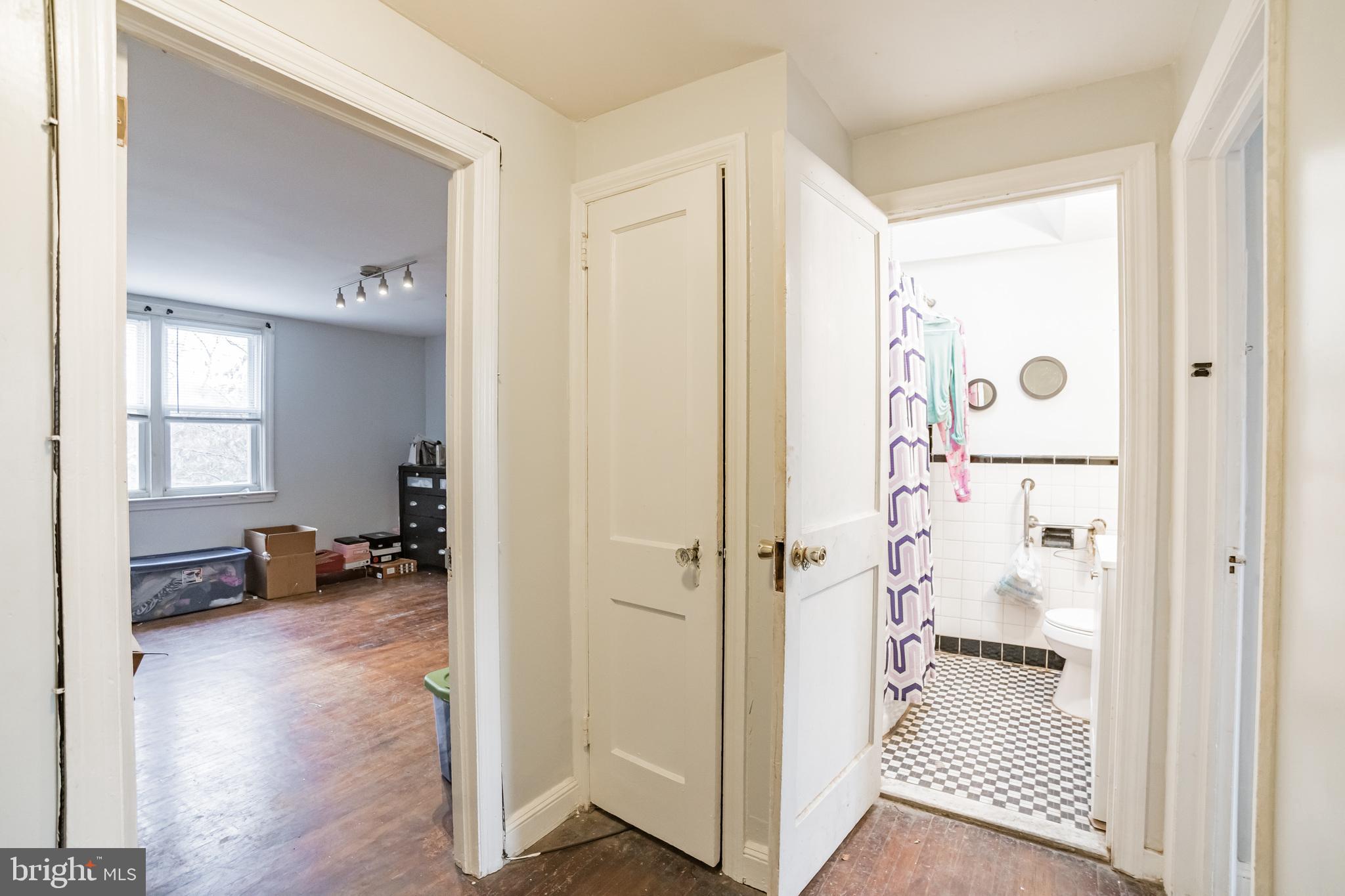 7312 Brookhaven Road Philadelphia, PA 19151 - Photo 4 of 8 Gallery Image 4