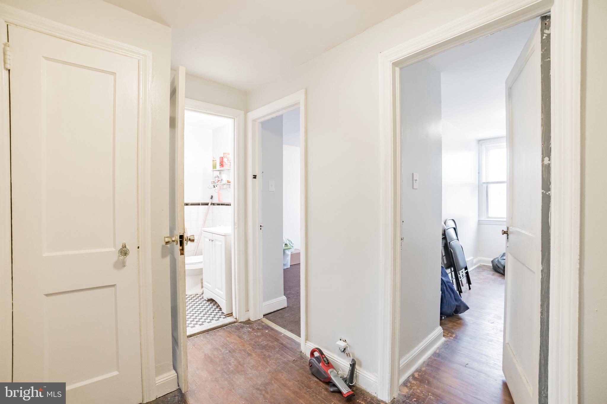 7312 Brookhaven Road Philadelphia, PA 19151 - Photo 5 of 8 Gallery Image 5