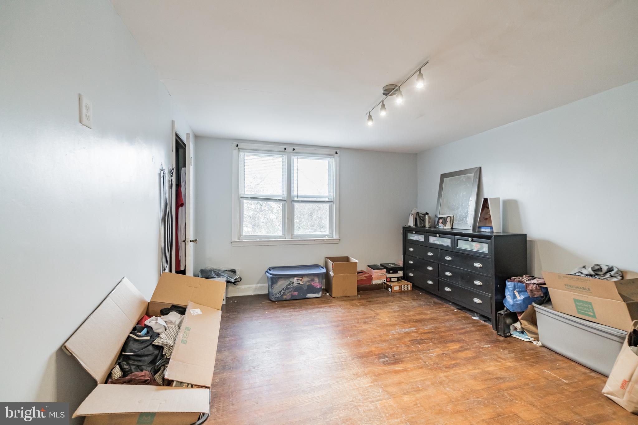 7312 Brookhaven Road Philadelphia, PA 19151 - Photo 6 of 8 Gallery Image 6
