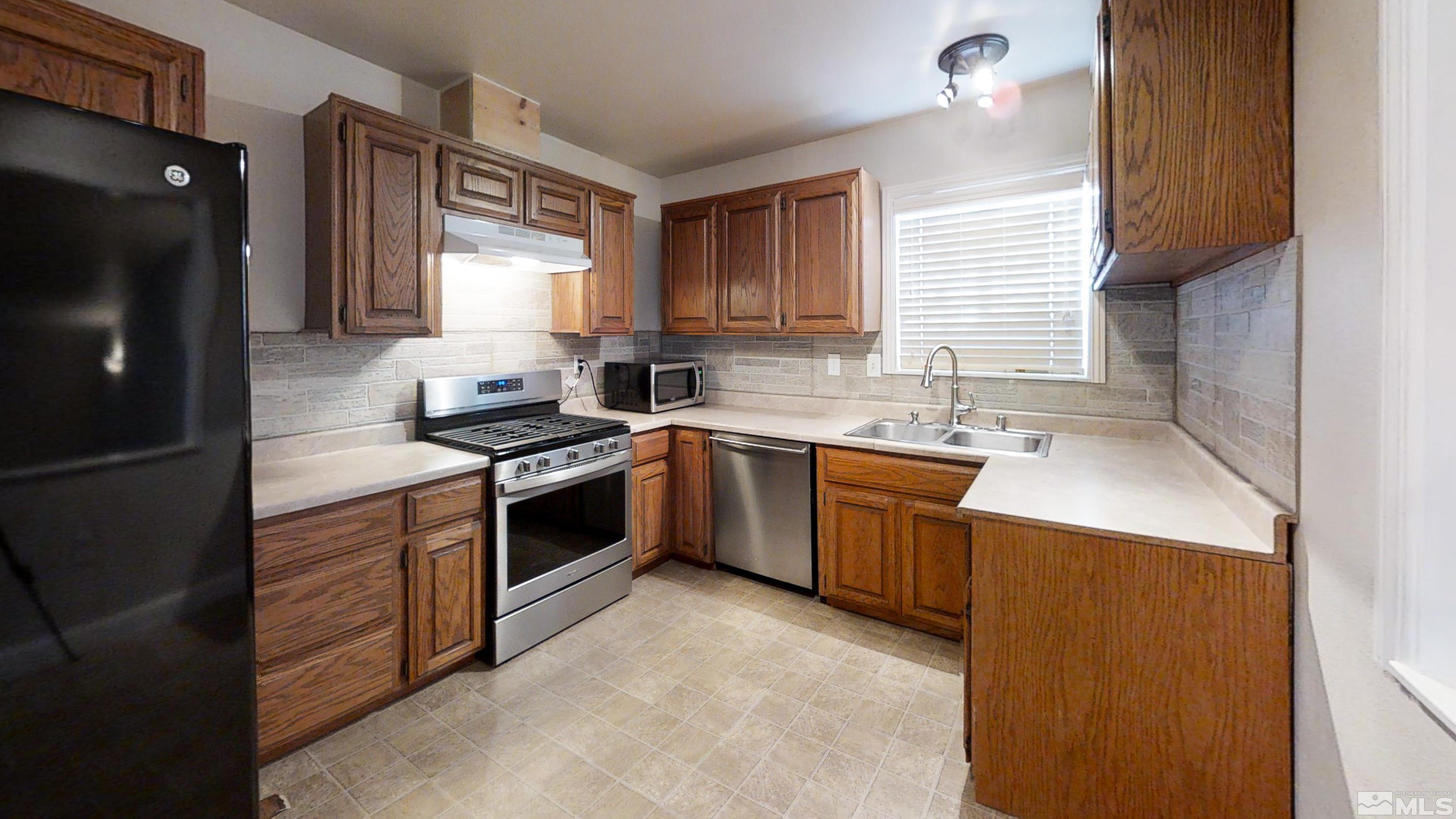 565 Keats Circle Reno, NV 89506 - Photo 13 of 28 Photo 13