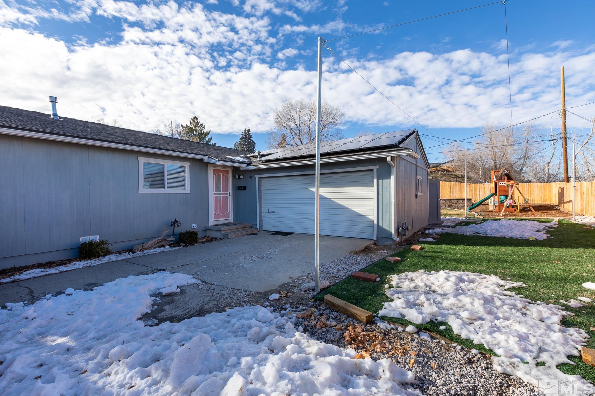 565 Keats Circle Reno, NV 89506 - Photo 2 of 28 Photo 2