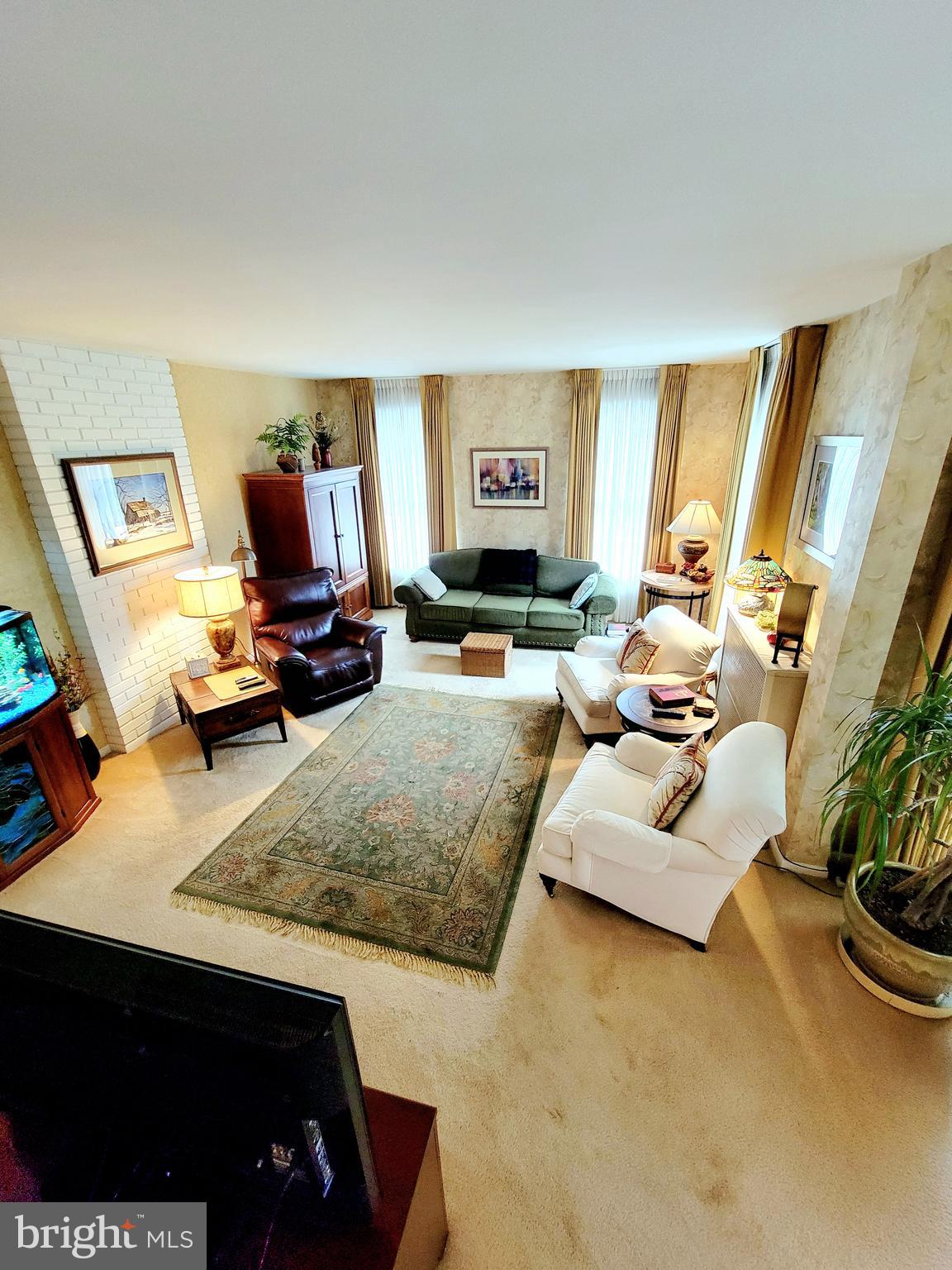 1343 Mineral Spring Road Reading, PA 19602 - Photo 9 of 41 2nd floor Family room - great Open living Space