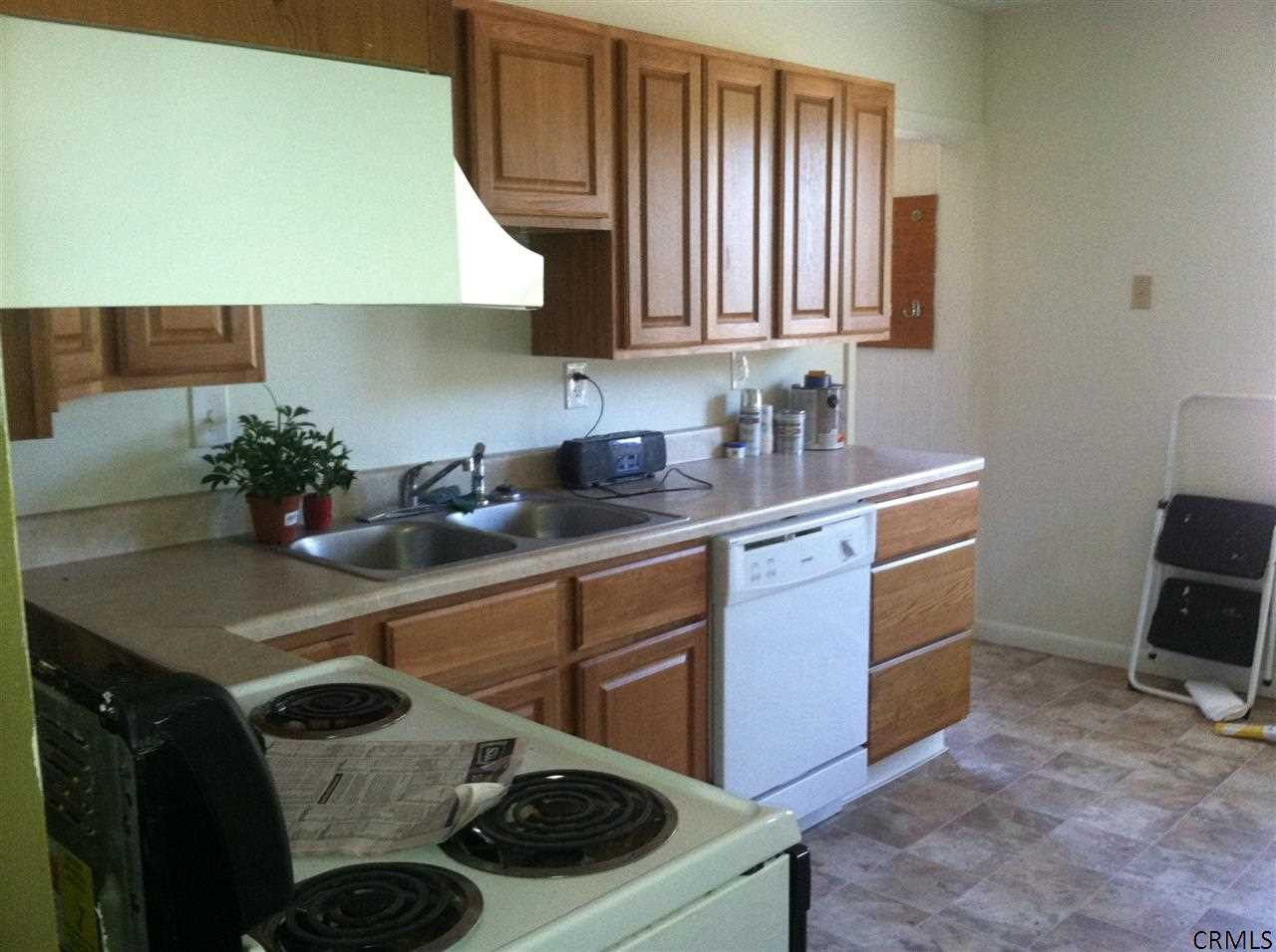169 Cordell Road Schenectady, NY 12303 - Photo 5 of 12 Photo 5