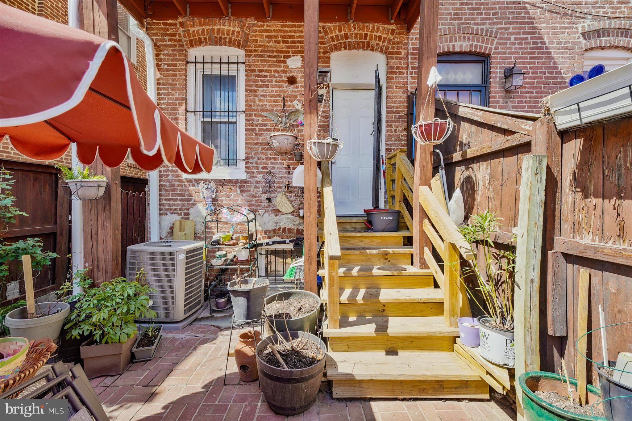 3113 11th Street Northwest Washington, DC 20010 - Photo 37 of 42 Charming backyard retreat with steps.