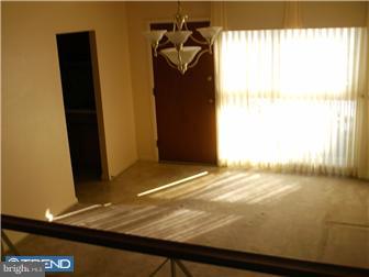 711 Thomas Road Cheltenham, PA 19012 - Photo 4 of 11 Dining Room