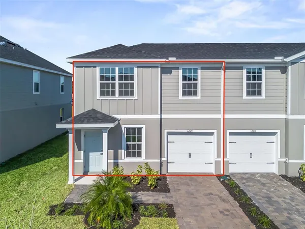 $247,900 | 1205 Port Blue Way, Lady Lake, FL 32159