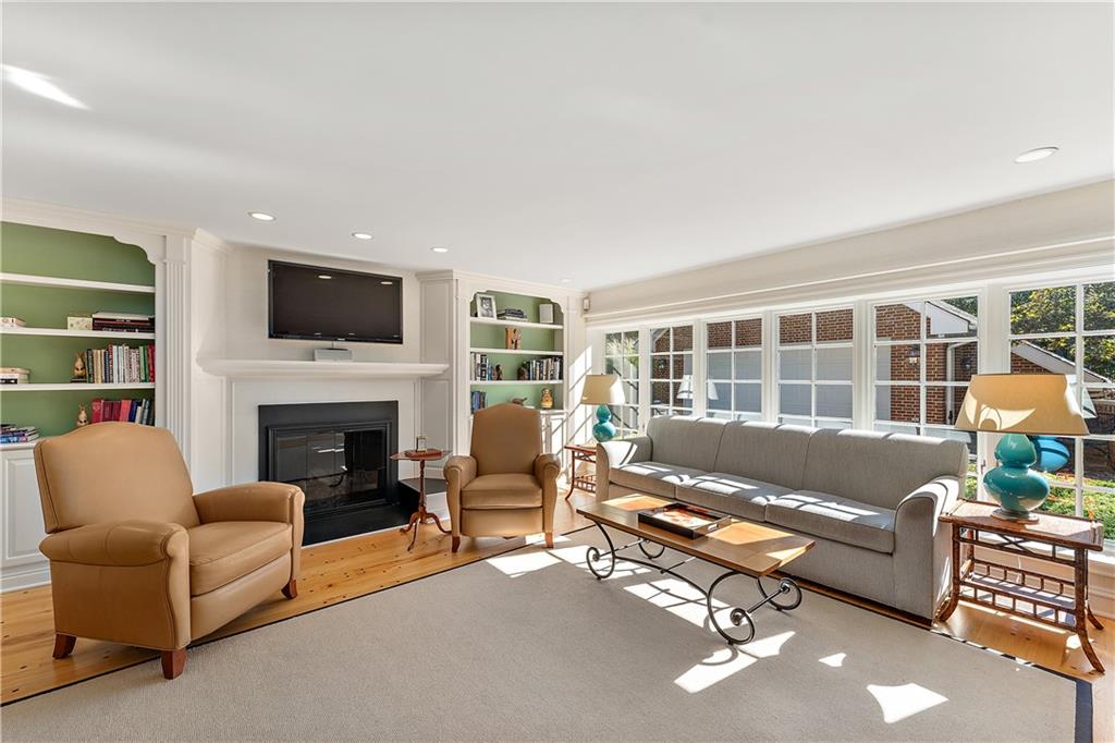 871 Osage Road Pittsburgh, PA 15243 - Photo 7 of 38 Gallery Image 7