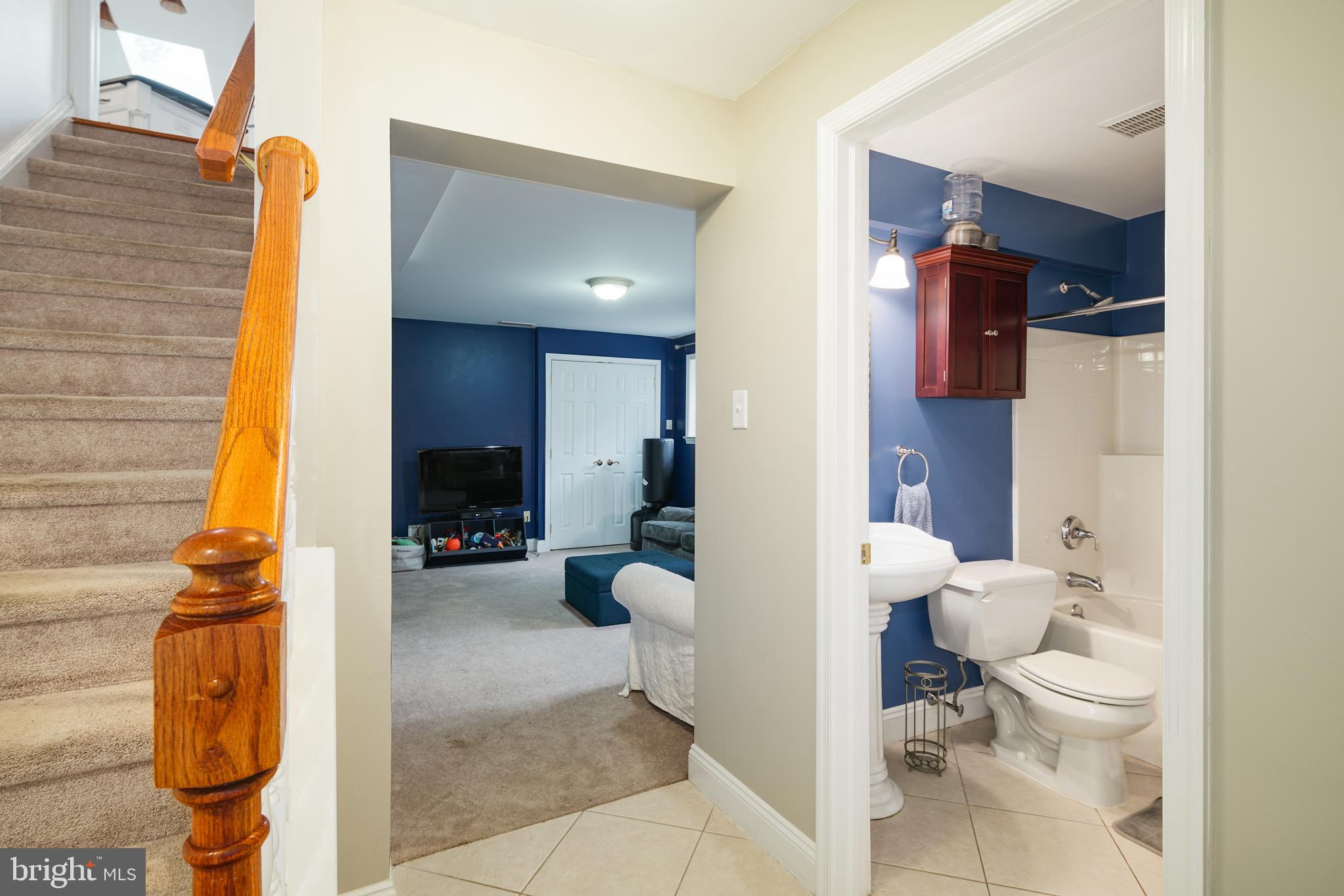 4 Valley View Road Rose Valley, PA 19063 - Photo 28 of 34