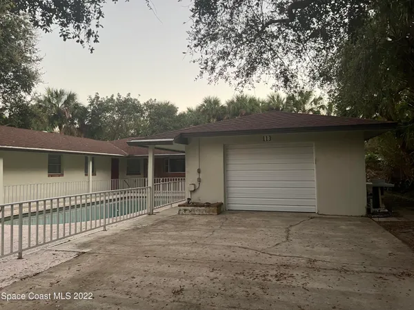 $2,300 | 113 Medina Street, Melbourne Beach, FL 32951