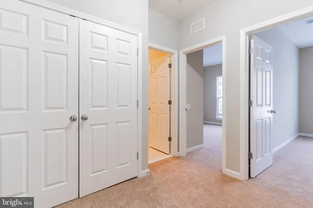 $2,600 | 42769 Keiller Terrace, Ashburn, VA 20147