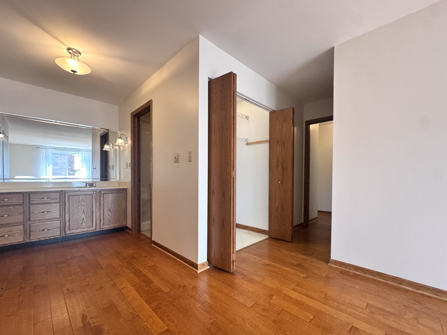 440 Raintree Court, Unit 3G Glen Ellyn, IL 60137 - Photo 15 of 35