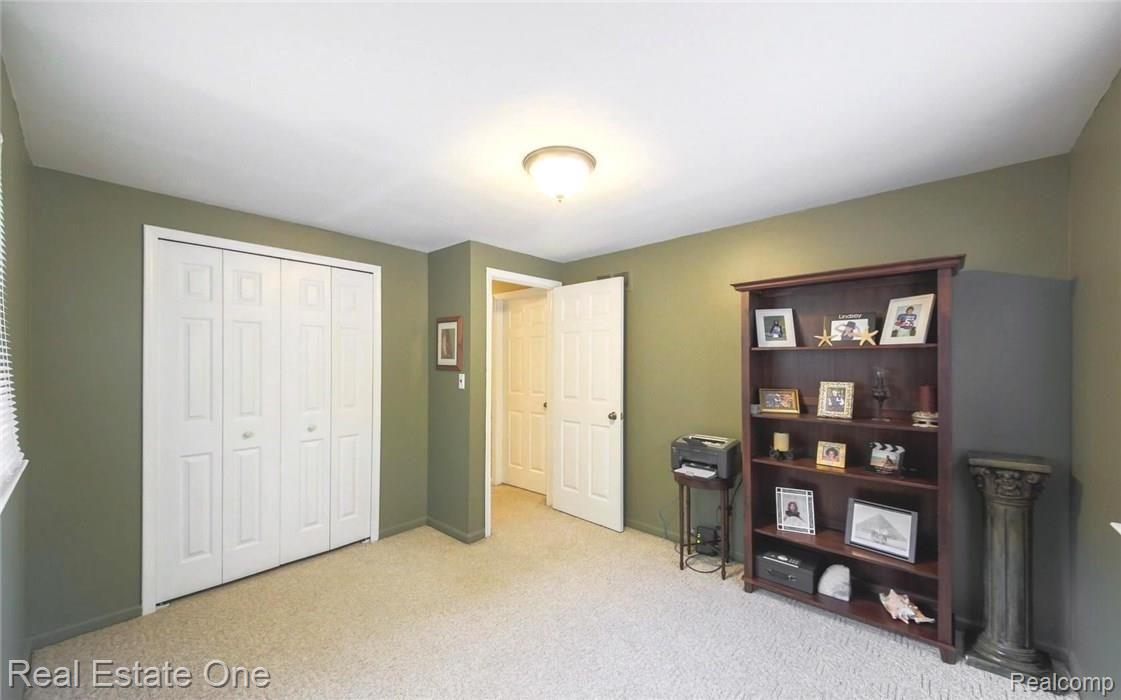 434 Peters Road Milford, MI 48381 - Photo 18 of 27 18-Peters.jpg