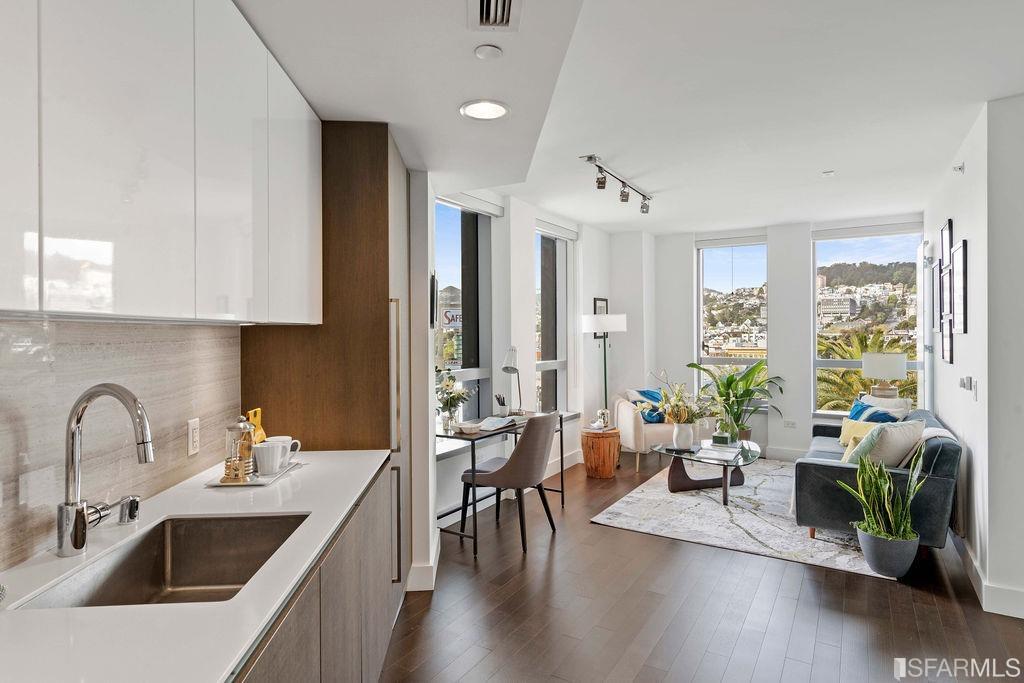 8 Buchanan Street, Unit 604 San Francisco, CA 94102 - Photo 1 of 32