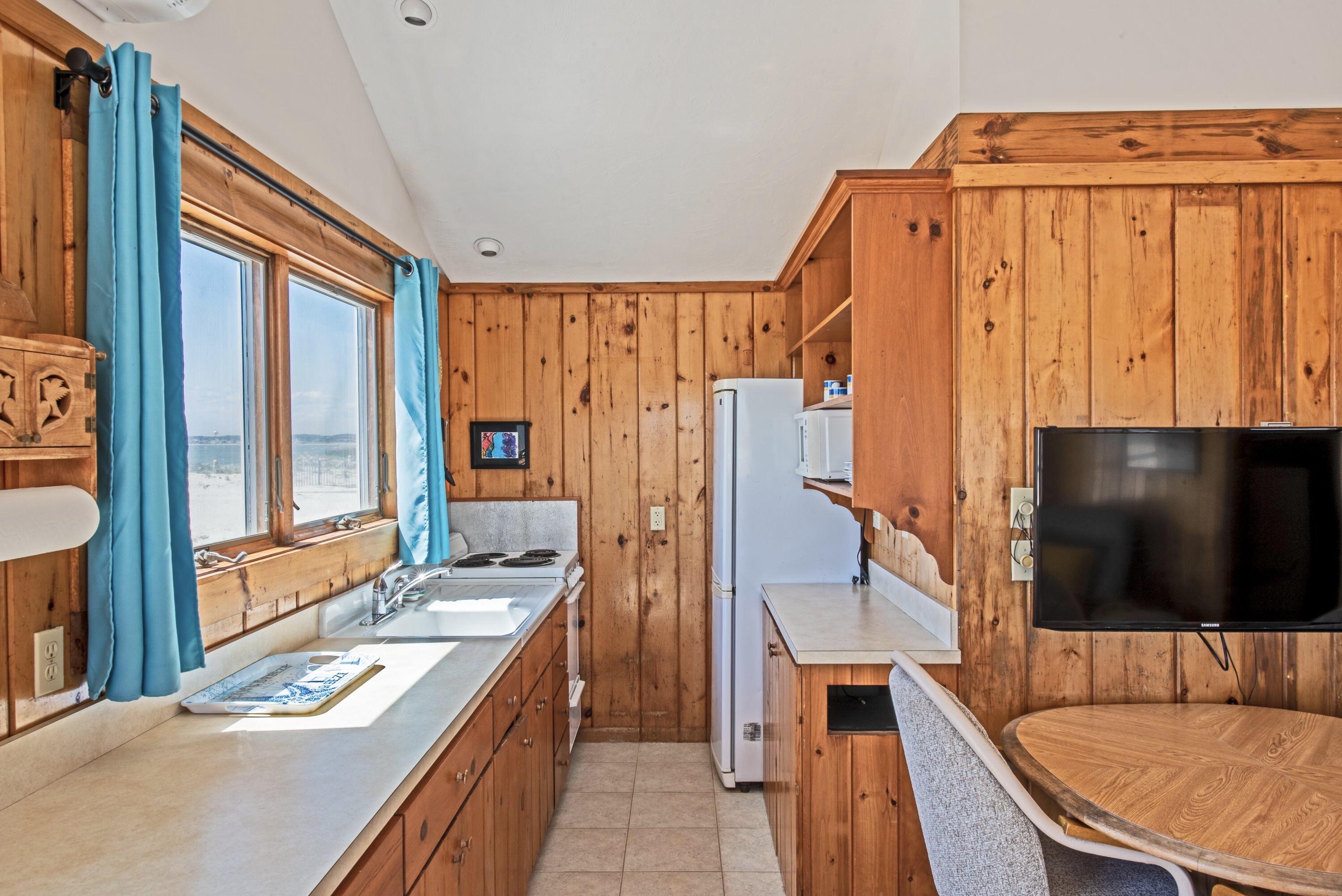 566 Shore Road, Unit 8 Truro, MA 02666 - Photo 9 of 36 G5oSizWA