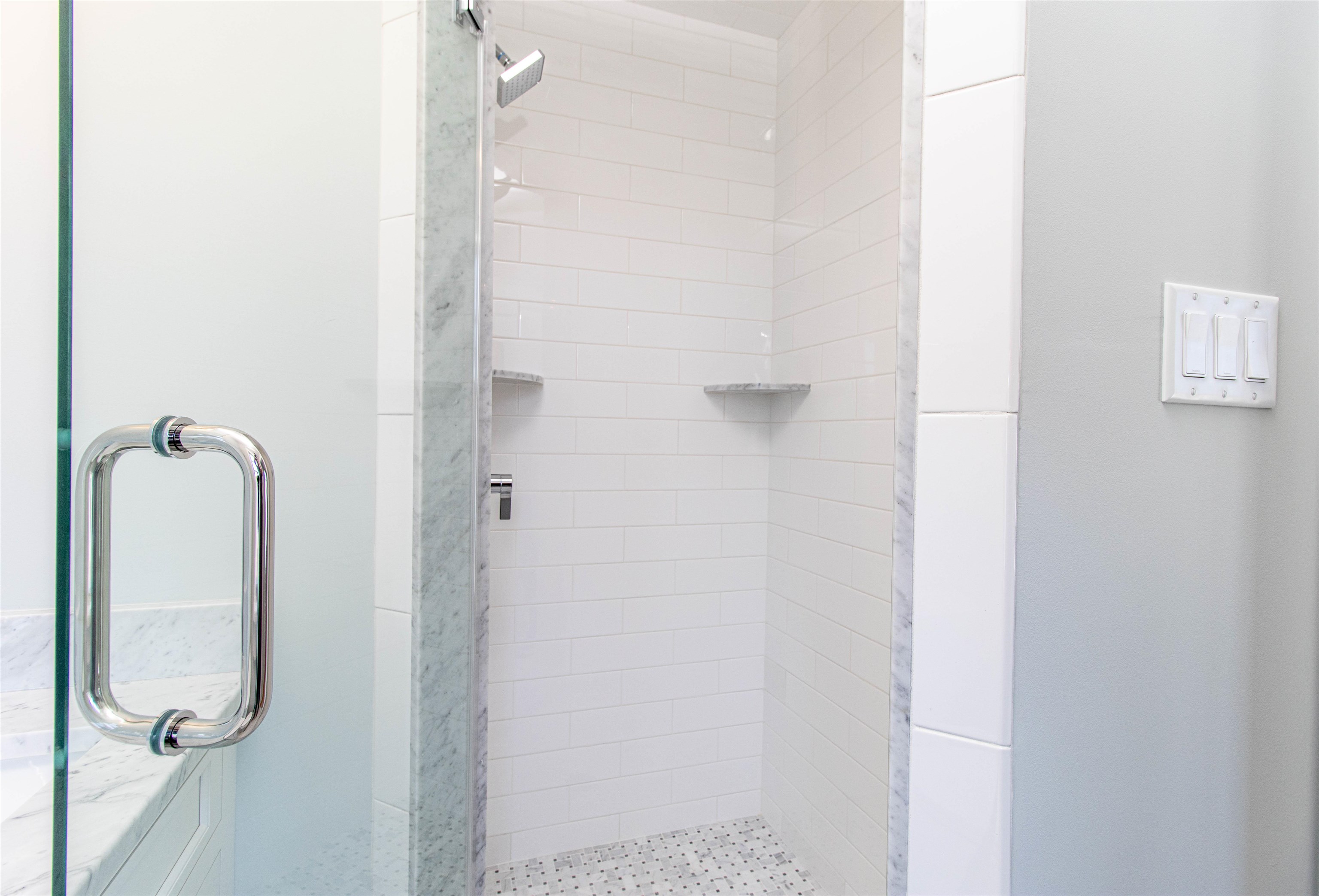 284 33rd, Unit 284 Avalon, NJ 08202 - Photo 20 of 28 a bathroom with a shower