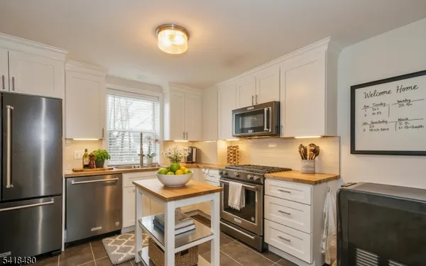 $3,400 | 4 Bellevue Terrace, Morristown, NJ 07960