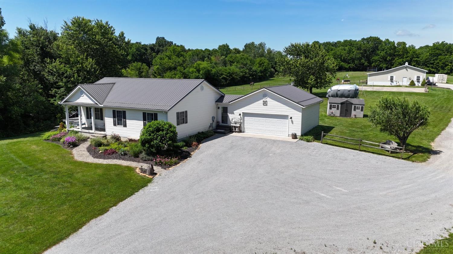 8024 Hightop Road Hillsboro, OH 45133 - Photo 6 of 97
