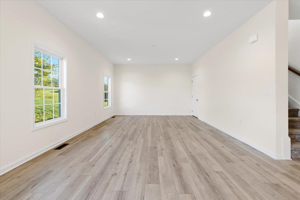 227 Green Tree Road Pembroke, VA 24136 - Photo 22 of 77 Gallery Image 22