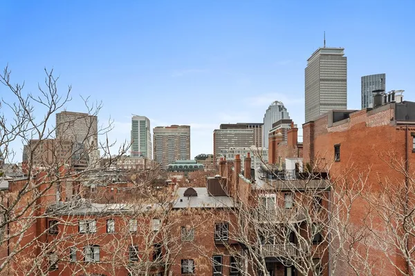$8,000 | 238 Marlborough Street, Unit 401, Boston, MA 02116